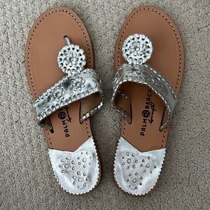 Super cute summer sandal